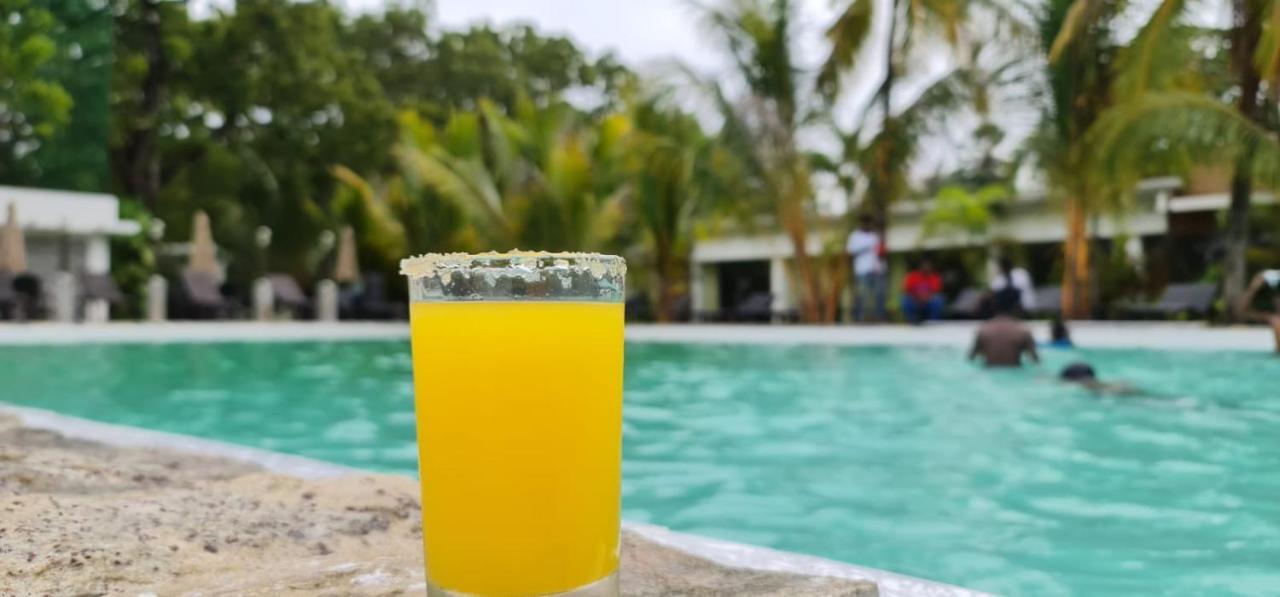 Lucky Beach Resort Trincomalee Εξωτερικό φωτογραφία