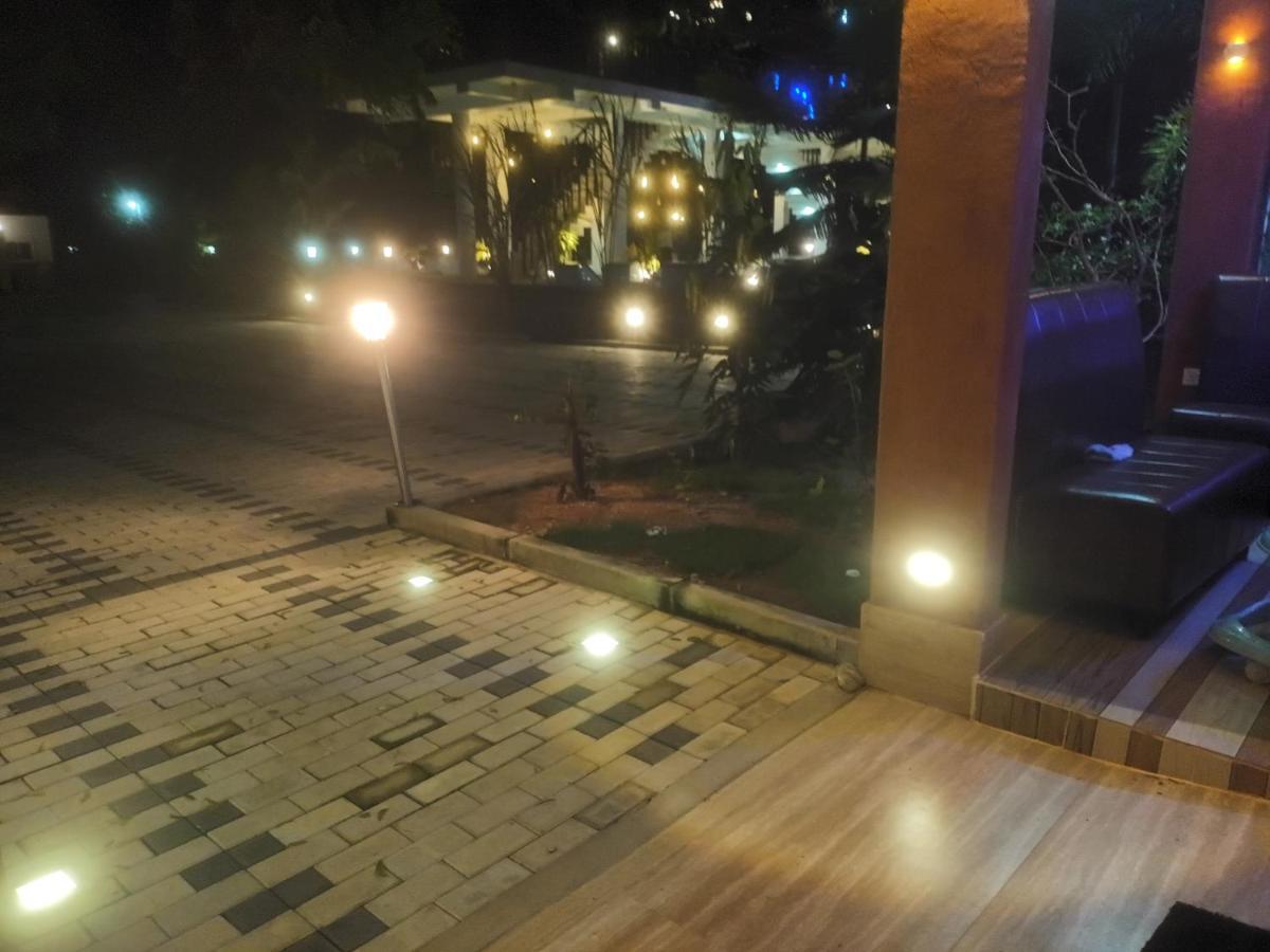 Lucky Beach Resort Trincomalee Εξωτερικό φωτογραφία