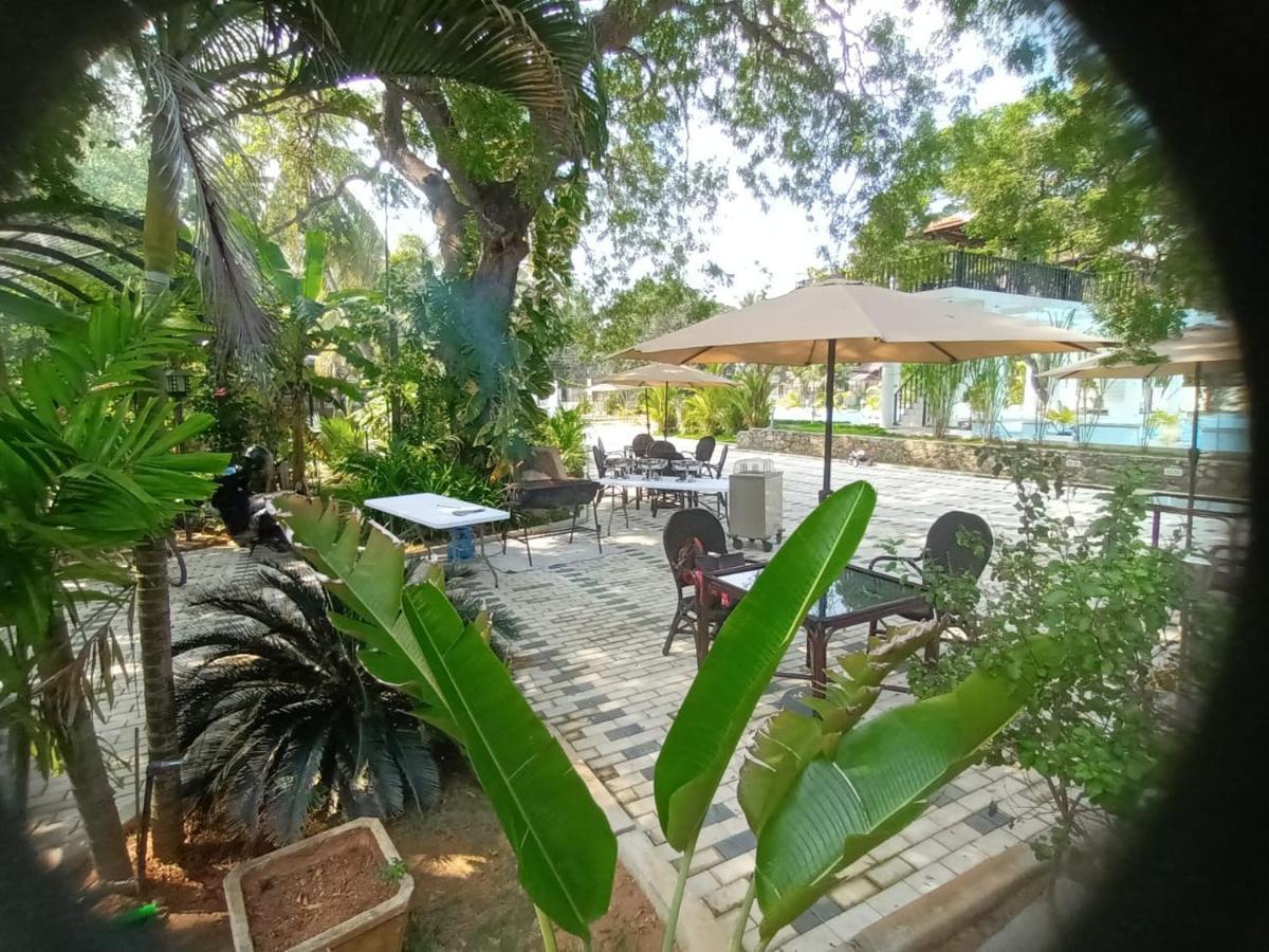 Lucky Beach Resort Trincomalee Εξωτερικό φωτογραφία