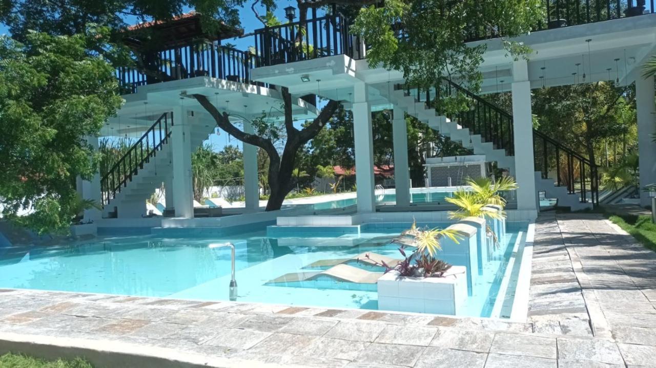 Lucky Beach Resort Trincomalee Εξωτερικό φωτογραφία